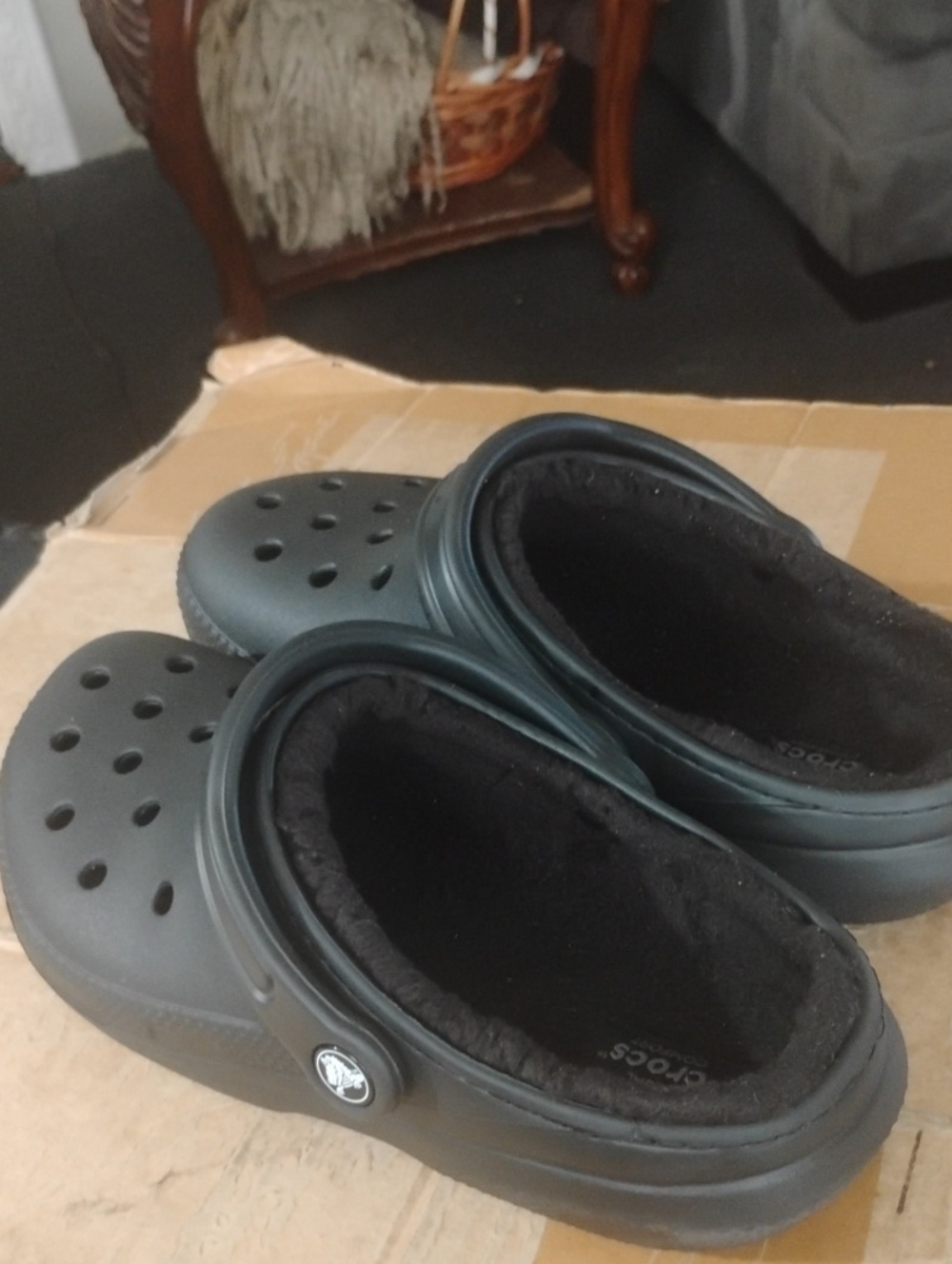 CROCS
